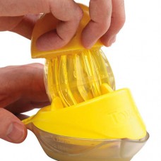 Бур для цитрусовых со сборником сока настольный Tovolo